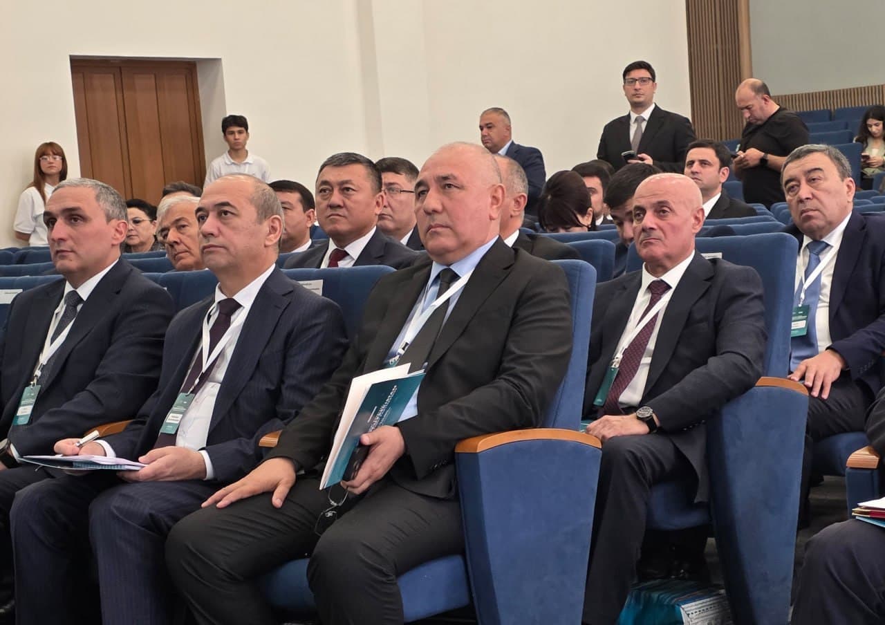 O‘zbekiston va Ozarbayjon oliygohlari rektorlarining II forumi bo‘lib o‘tmoqda
