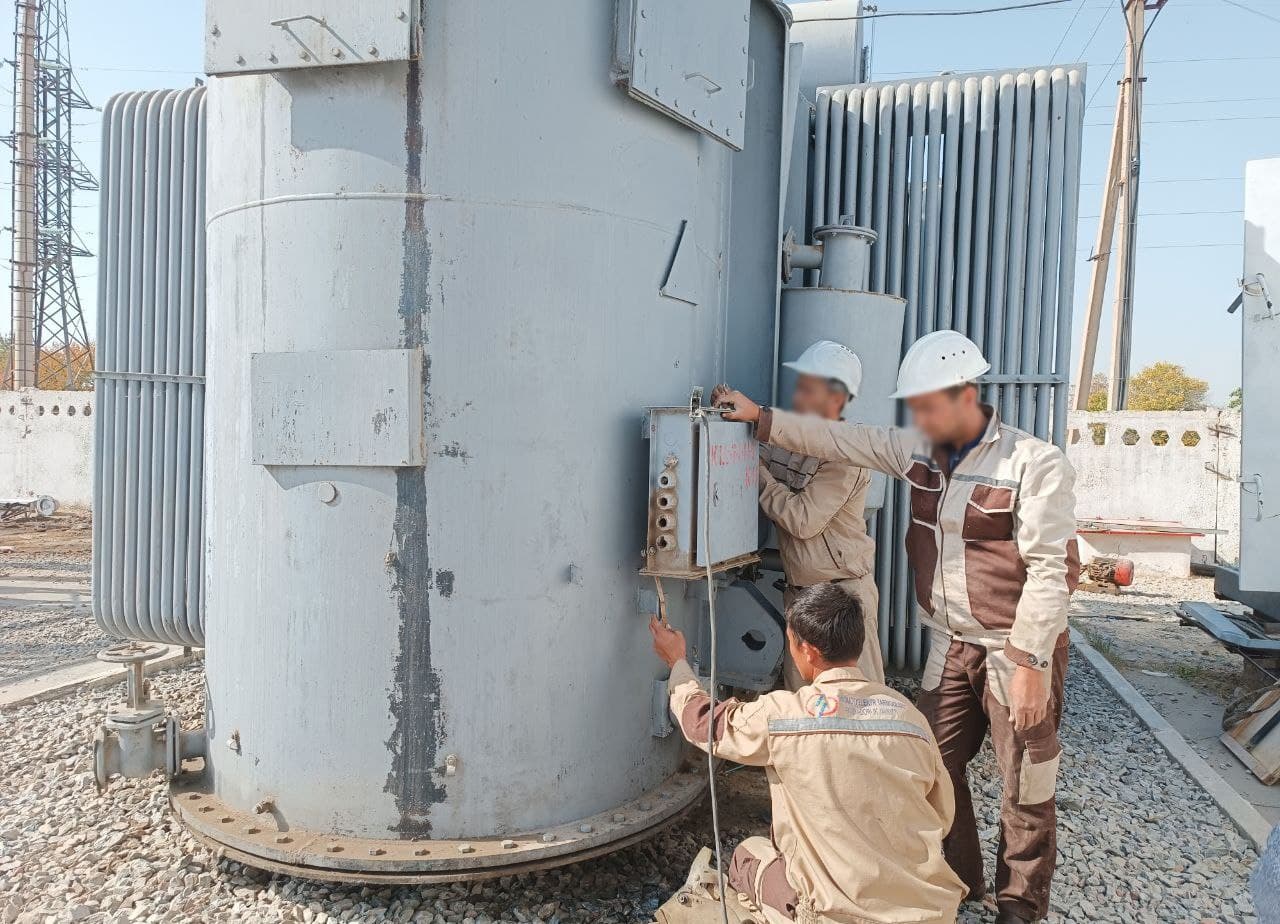 Elektr qurilmalarini ekspluatatsiya qilishda qoidabuzarlikka yo‘l qo‘ygan brigada ish joyidan chetlatildi
