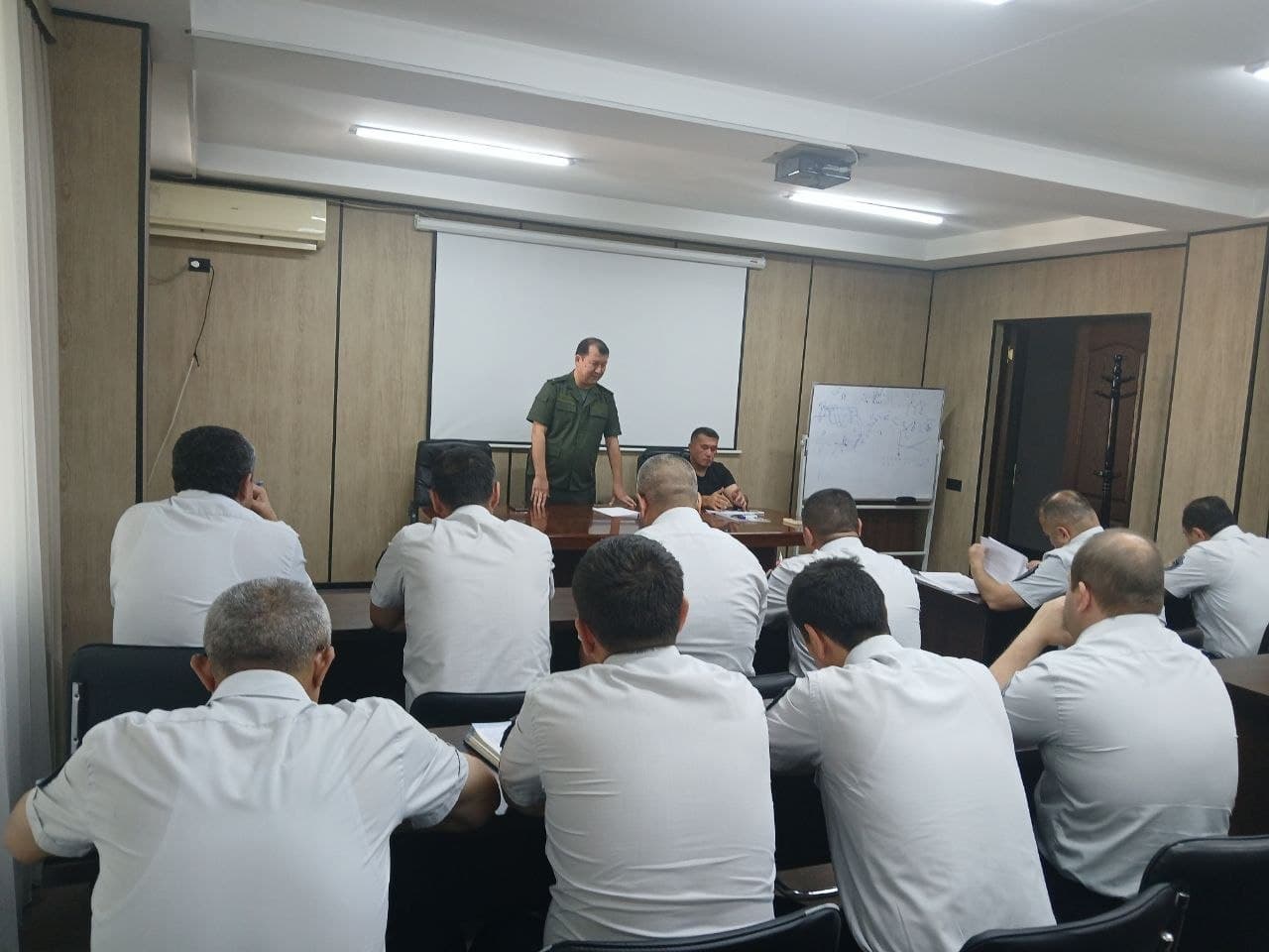 Korrupsiyani oldini olish va unga qarshi kurashish yuzasidan seminar o‘tkazildi